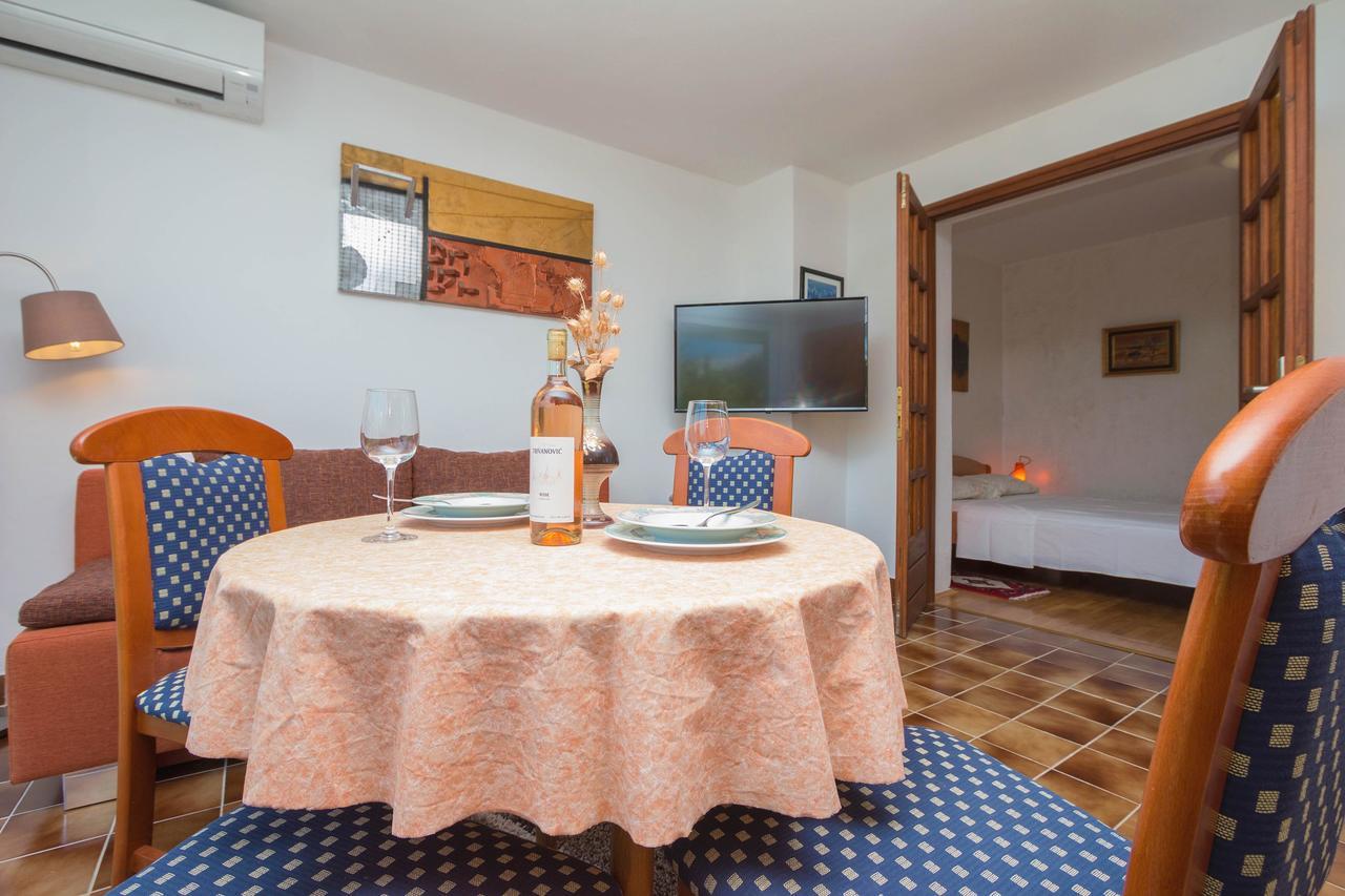 Apartments Tomasic Baska  Luaran gambar